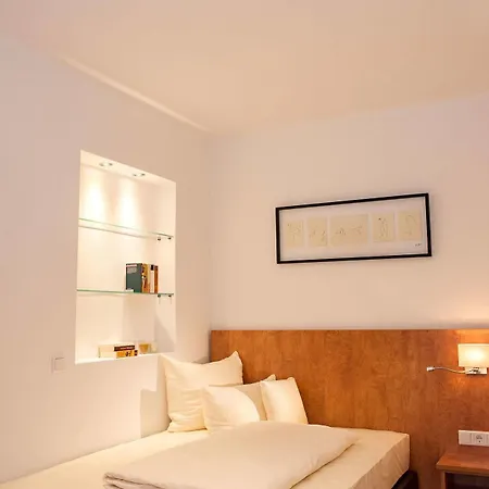 Hotel Advantage 3*