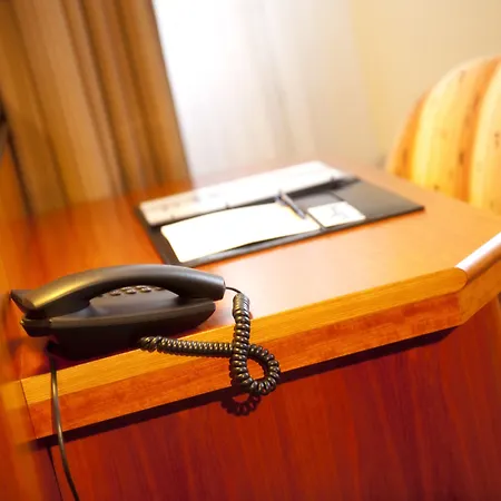 فندق Advantage 3*