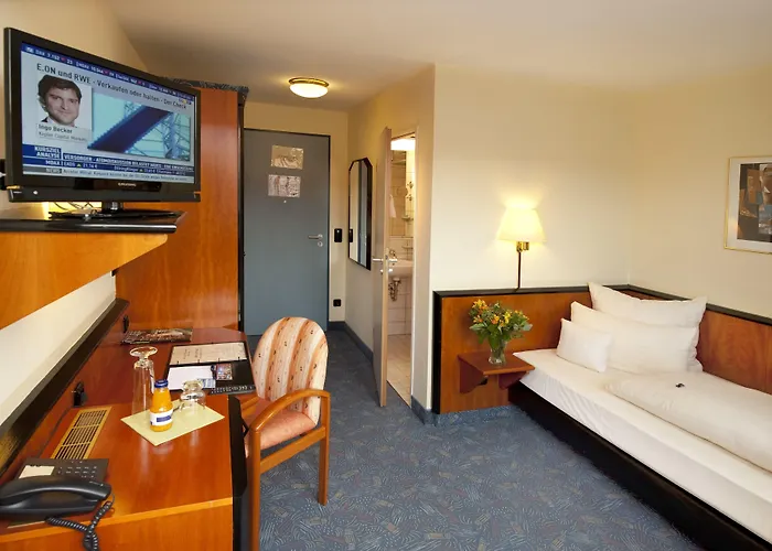 فندق Advantage 3*